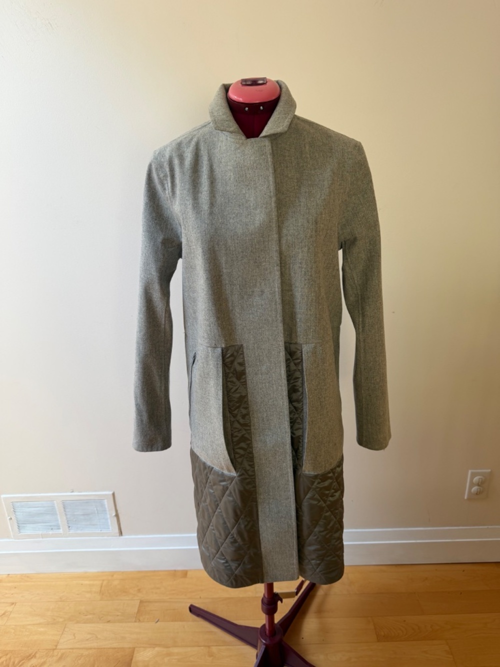 Rare Lululemon Gray Structured Women's Knee Length Dress Coat Sz.